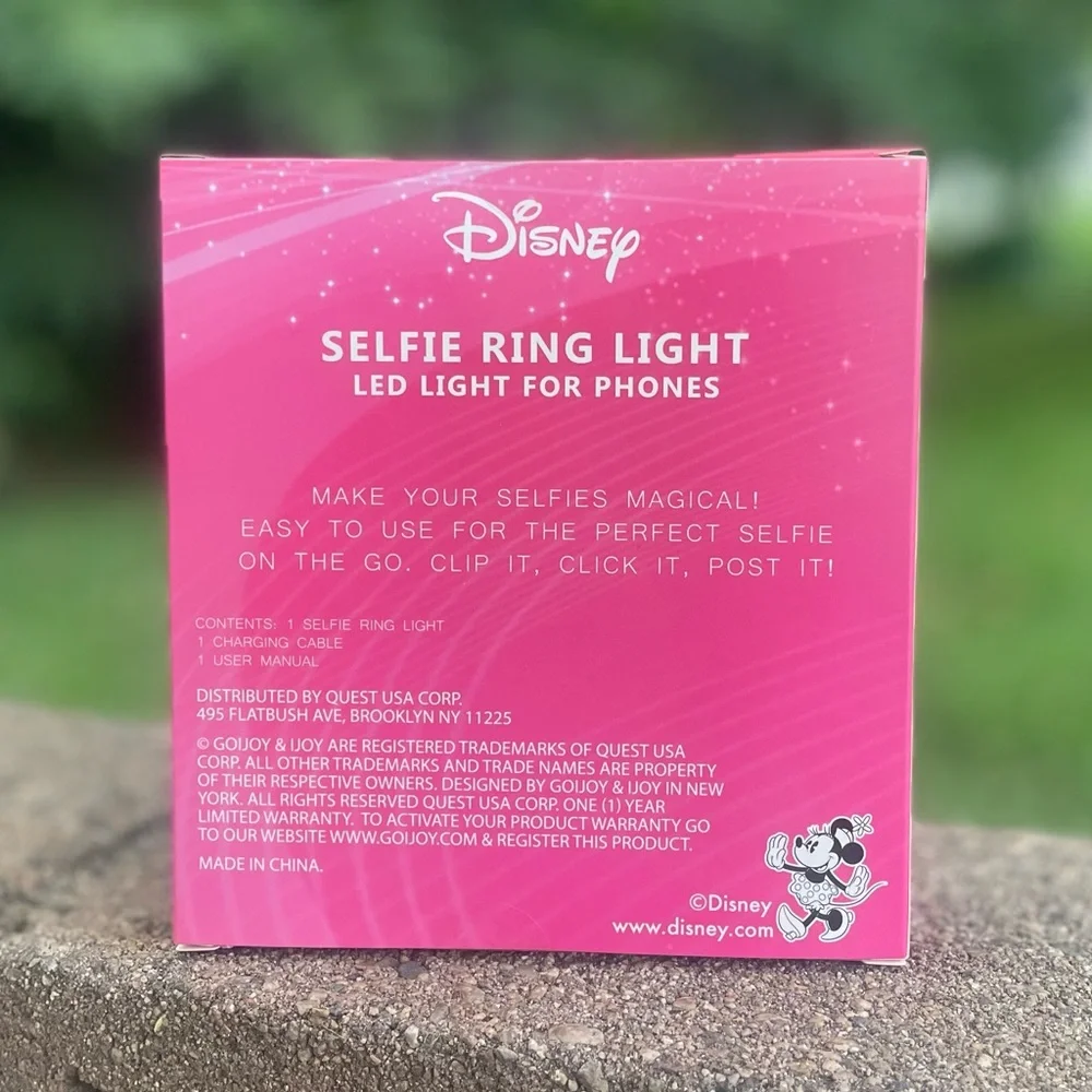 NIB Disney Minnie Mouse selfie ring light